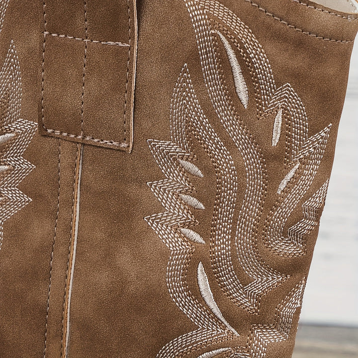 Bottes cowboy mi-mollet brodées femme