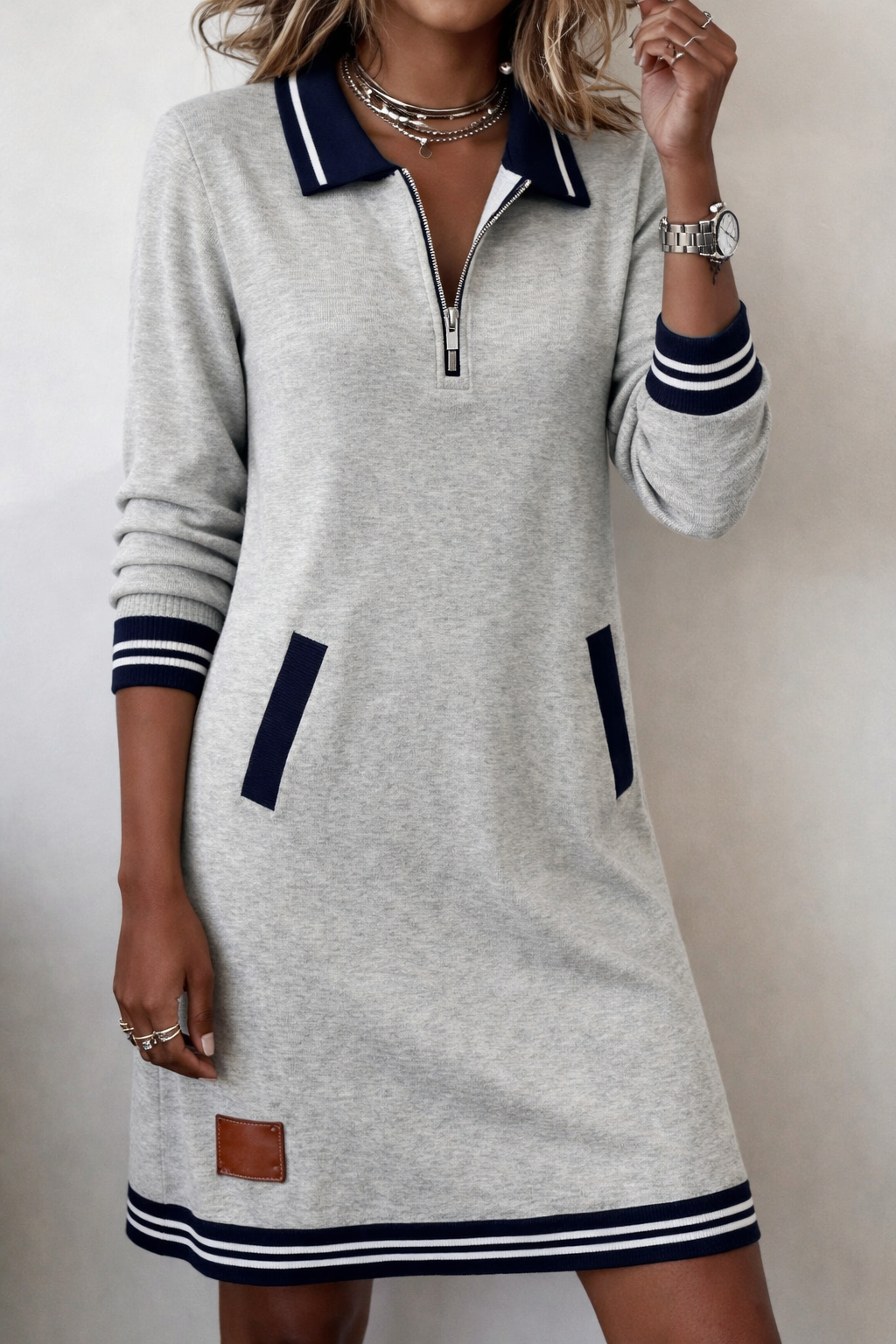 Robe pull col zippé coupe droite femme