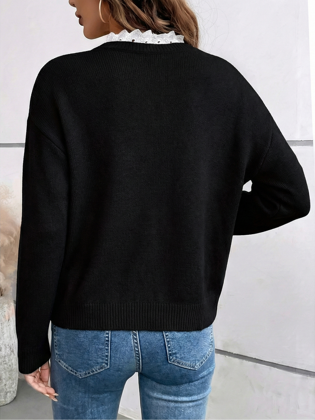 Pull Femme Col en Dentelle Décolleté en V Coupe Fluide
