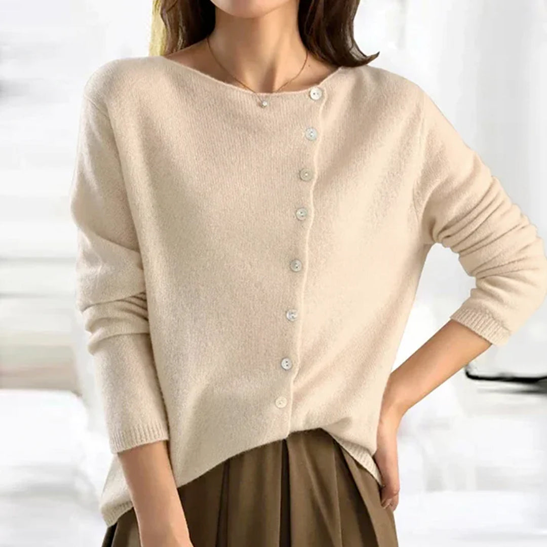 Cardigan en maille à boutonnage asymétrique et encolure dégagée