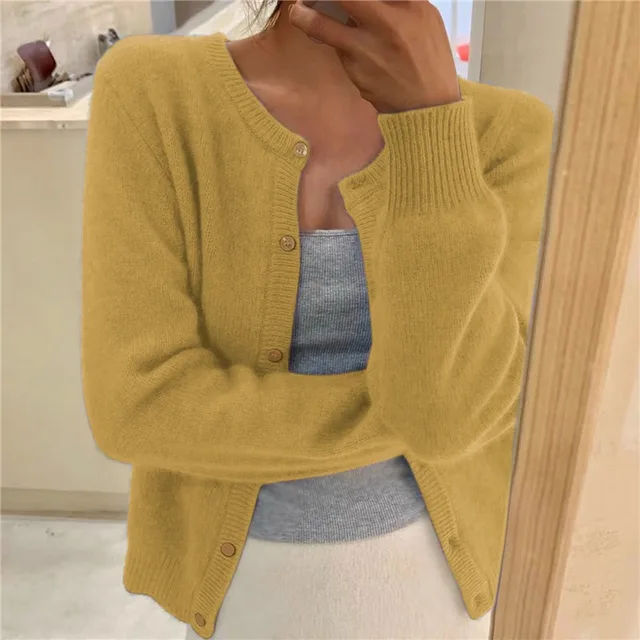 Cardigan en maille brossée avec boutonnage devant et encolure ronde