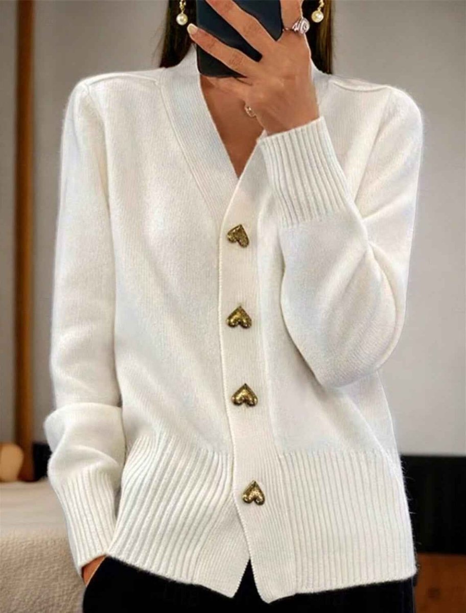 Cardigan en maille fine avec col V et boutons cœur dorés