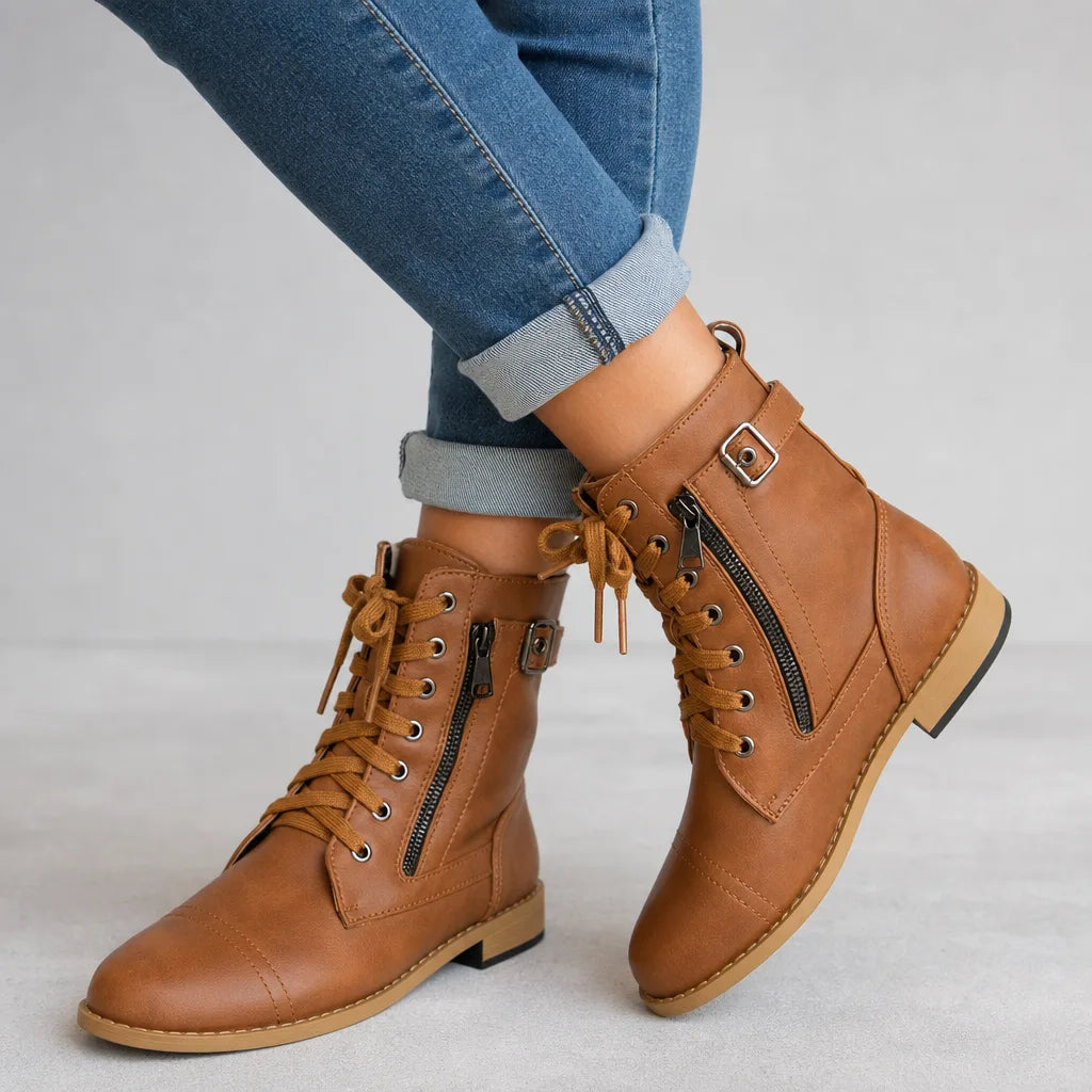 Bottines à lacets et œillets métalliques pour femme
