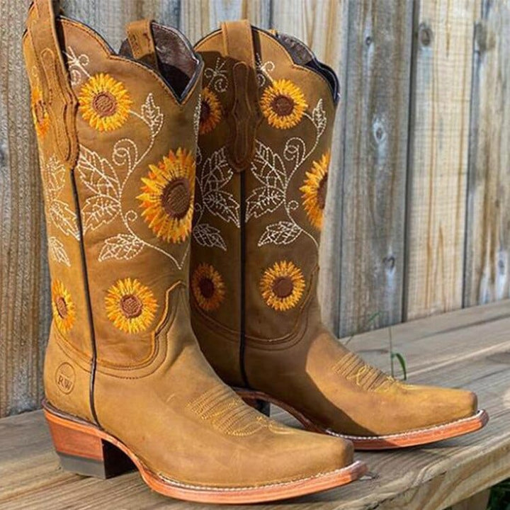 Bottes cowboy brodées tournesols femme
