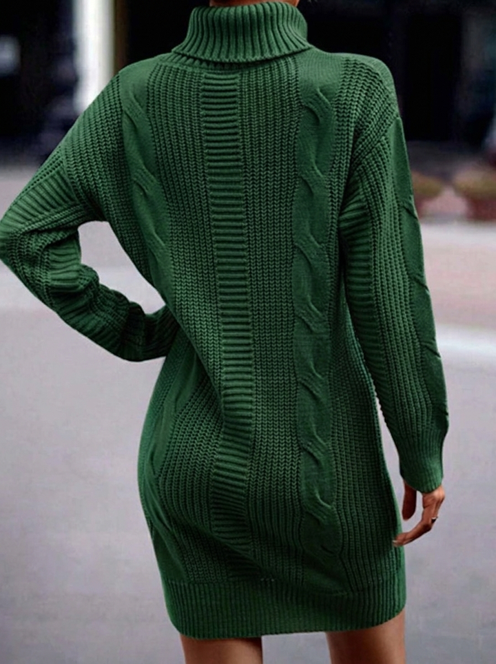 Robe pull maille torsadée col roulé femme